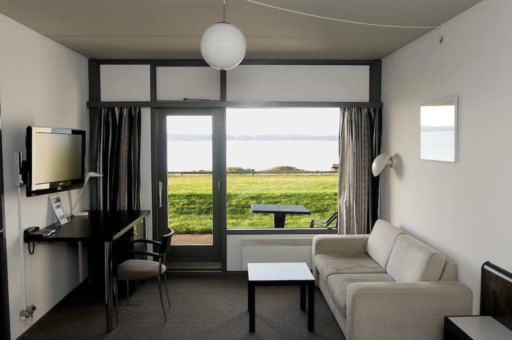 Langhoff & Juul Boutique Hotel Og Restaurant Ebeltoft Kültér fotó